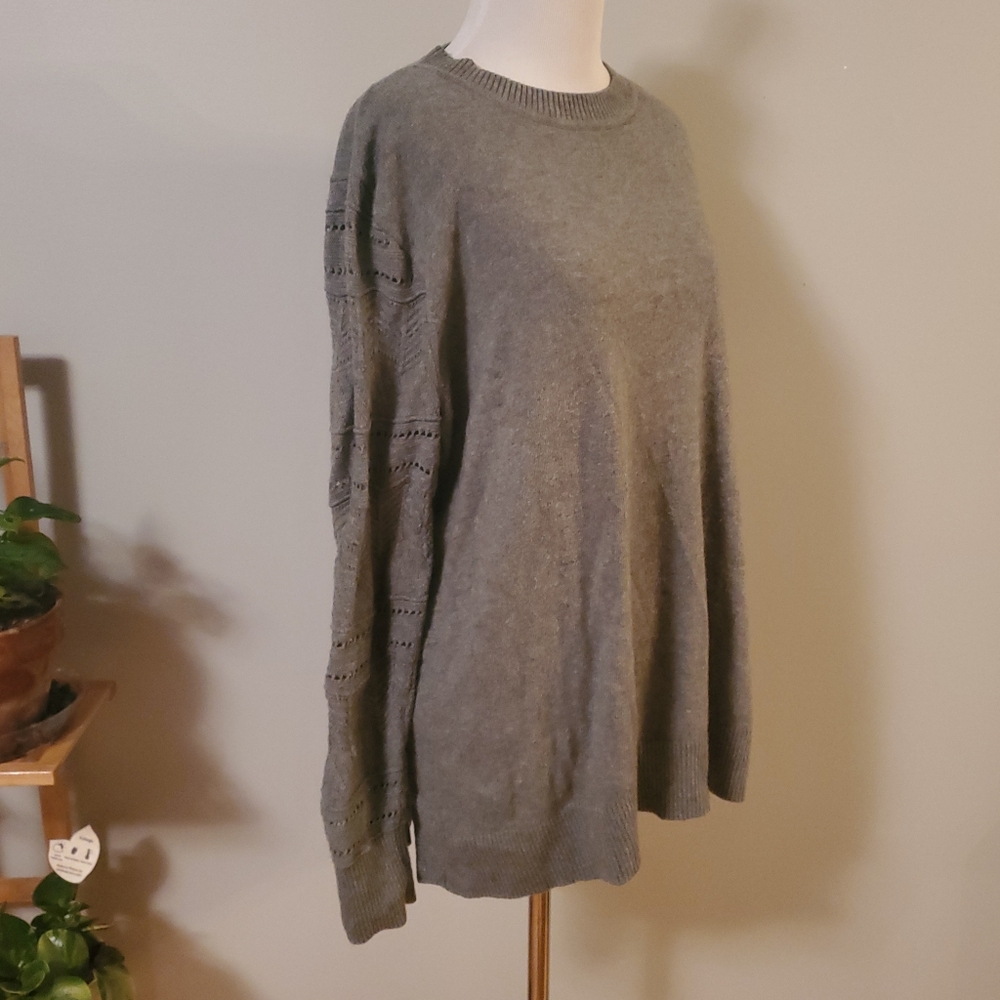 Loft crew neck long sleeve sweater green XL